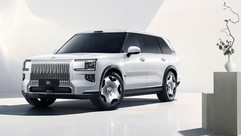 Zeekr 9X, хибриден кросоувър от Geely