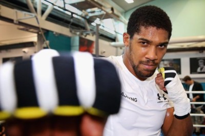 Майк Тайсън срещу Мохамед Али