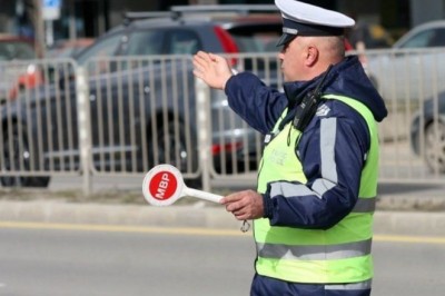 Проверки по пътя – над 5200 автомобила са проверени