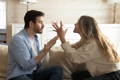 Признаци,че сте в токсична връзка