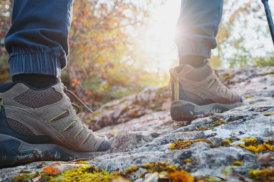 Ръководство за избор на туристически обувки - Комфорт, сцепление и издръжливост